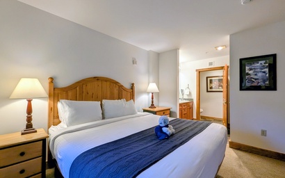 Red Hawk Lodge 2264 24