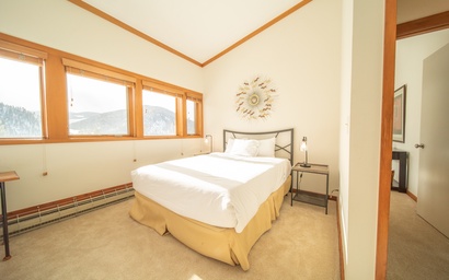 Tennis Townhomes 1309 33