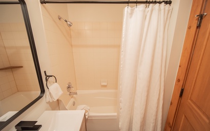 Expedition Station 8561 17