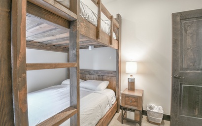 Alders 46 Outpost Dr 31