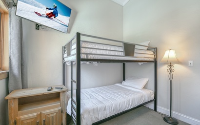 Tennis Townhomes 1319 22