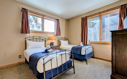 Keystone Retreat 33 36