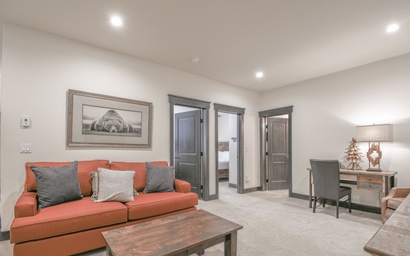 Alders 46 Outpost Dr 22