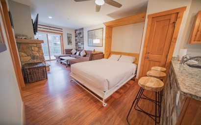 Expedition Station 8592 11