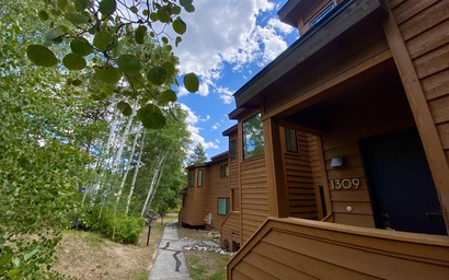 Tennis Townhomes 1309 7