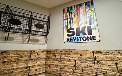 Expedition Station 8592 6