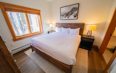 Expedition Station 8561 11