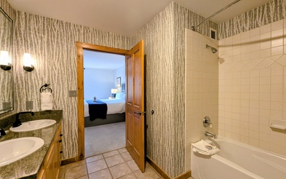 Dakota Lodge 8455 21