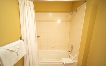 Expedition Station 8590 8