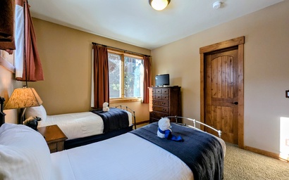 Keystone Retreat 33 35