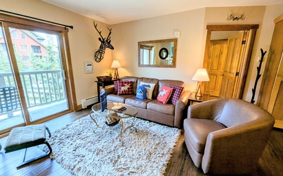 Red Hawk Lodge 2270 20