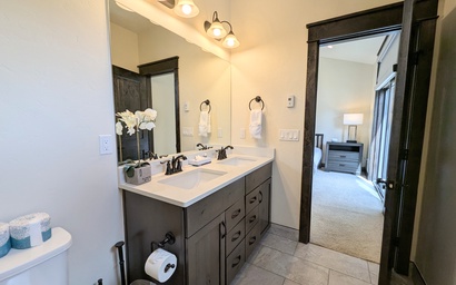 River Run Townhomes 100 37