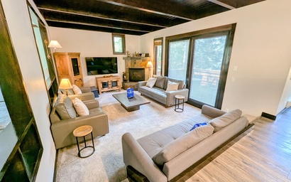 Tennis Townhomes 1323