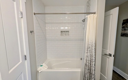 Red Hawk Lodge 2295 18