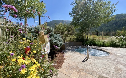 Red Hawk Townhomes 2321 30