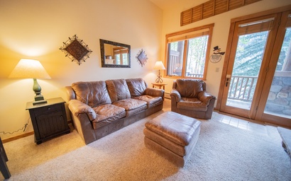 Arapahoe Lodge 8105 2