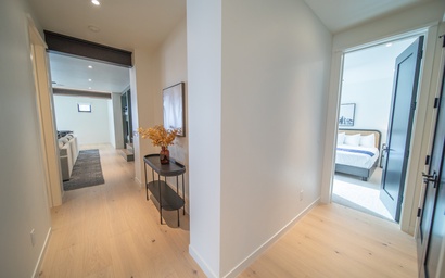 Wolf Rock Home 82 32