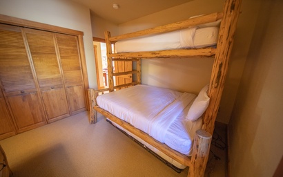 Red Hawk Townhomes 2345 21