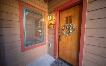 Red Hawk Townhomes 2345 5