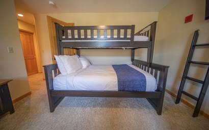 Gateway Lodge 5089 30