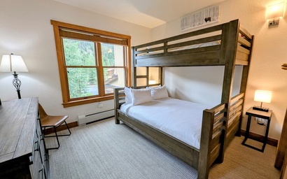 Red Hawk Townhomes 2337 31