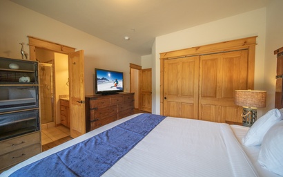 Campfire Mountain 6 22