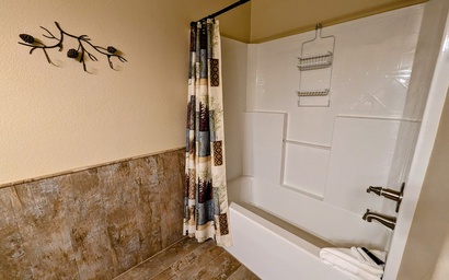 Gateway Lodge 5062 12