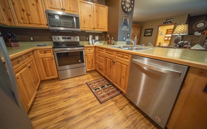 Expedition Station 8590 13