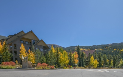 Expedition Station 8591 34