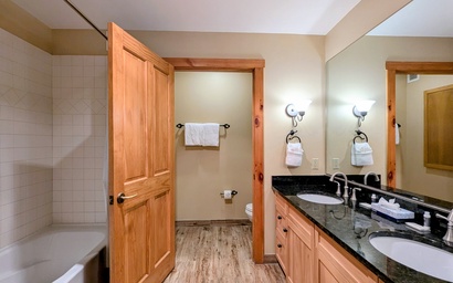 Dakota Lodge 8456 15