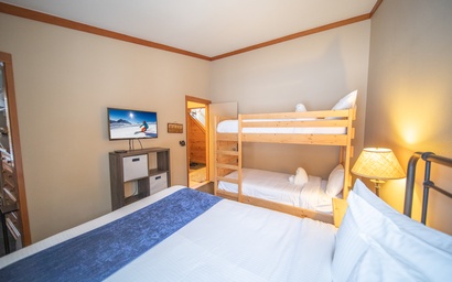 Tennis Townhomes 1331 12