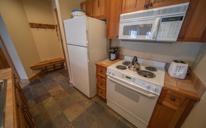 Red Hawk Lodge 2269 9