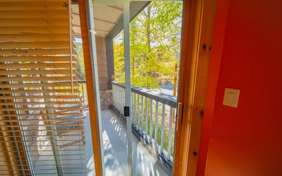 Dakota Lodge 8458 15