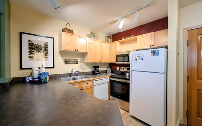 Silver Mill 8239 5