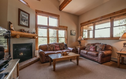 Trappers Crossing 8753 12