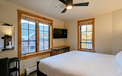 Dakota Lodge 8503 11