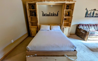 Gateway Lodge 5062 8