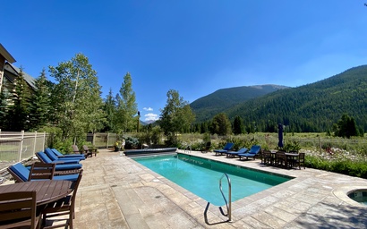 Red Hawk Townhomes 2321 28