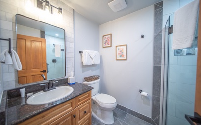 Expedition Station 8614 12