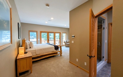 Goldenrod Home 88 30