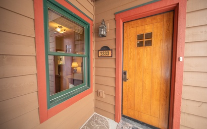 Red Hawk Townhomes 2333 9