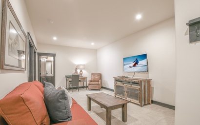 Alders 46 Outpost Dr 21