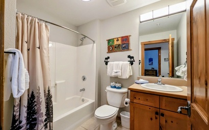 Seasons Townhome 1859 15