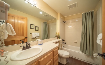 Gateway Lodge 5089 13