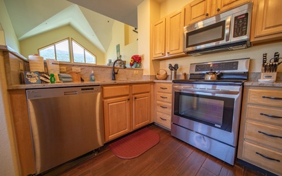 Gateway Lodge 5089 5