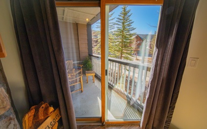 Dakota Lodge 8455 14