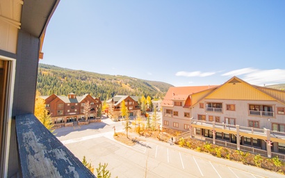 Dakota Lodge 8518 11