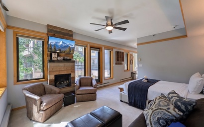 Featured Property Slopeside 2744A