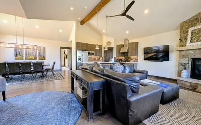 River Run Townhomes 100 4