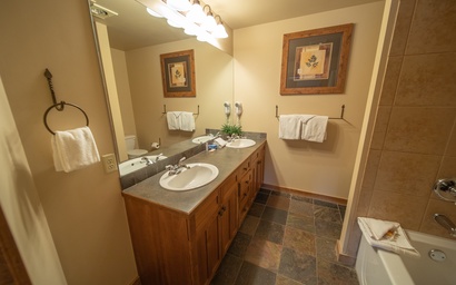 Red Hawk Lodge 2297 16